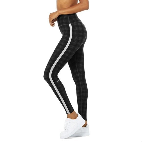NEW Alo Yoga Occasion Leggings S Black Gray Plaid Reflective Stripe High-Waist - Picture 2 of 9